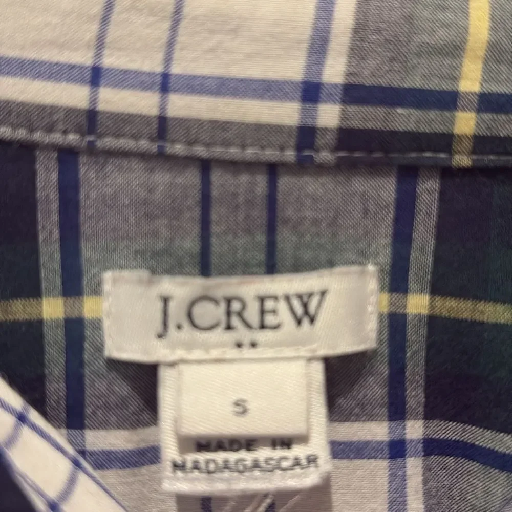 J.Crew plaid button down SZ Small